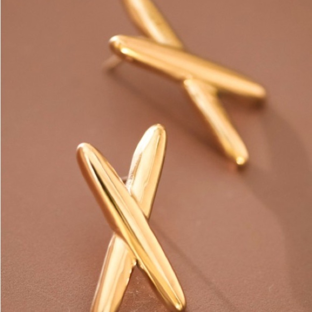 18K Gold X Earrings (2015) - Picture 2 of 6